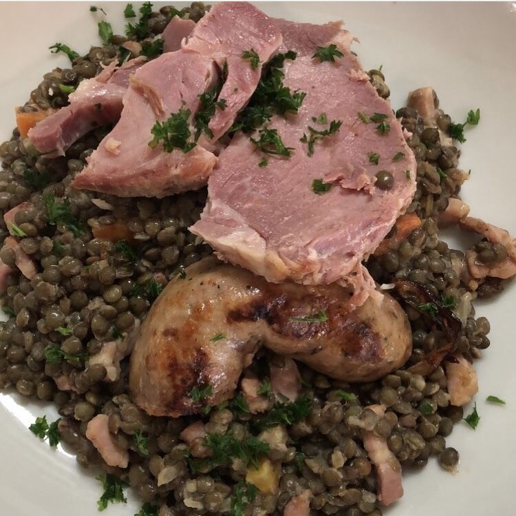 Menu brasserie les jeudis midi !
Ici : Petit salé aux lentilles 