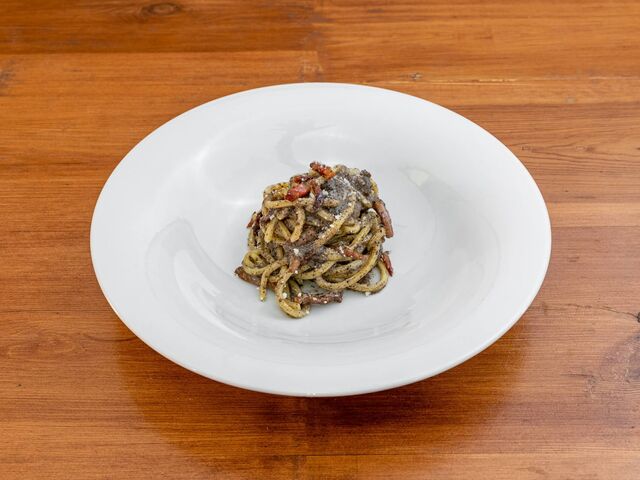 Tonnarelli con tartufo e guanciale