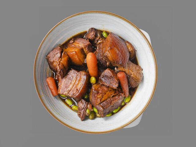 94 Dušený bůček Chong Šao Žou s rýží 389,-