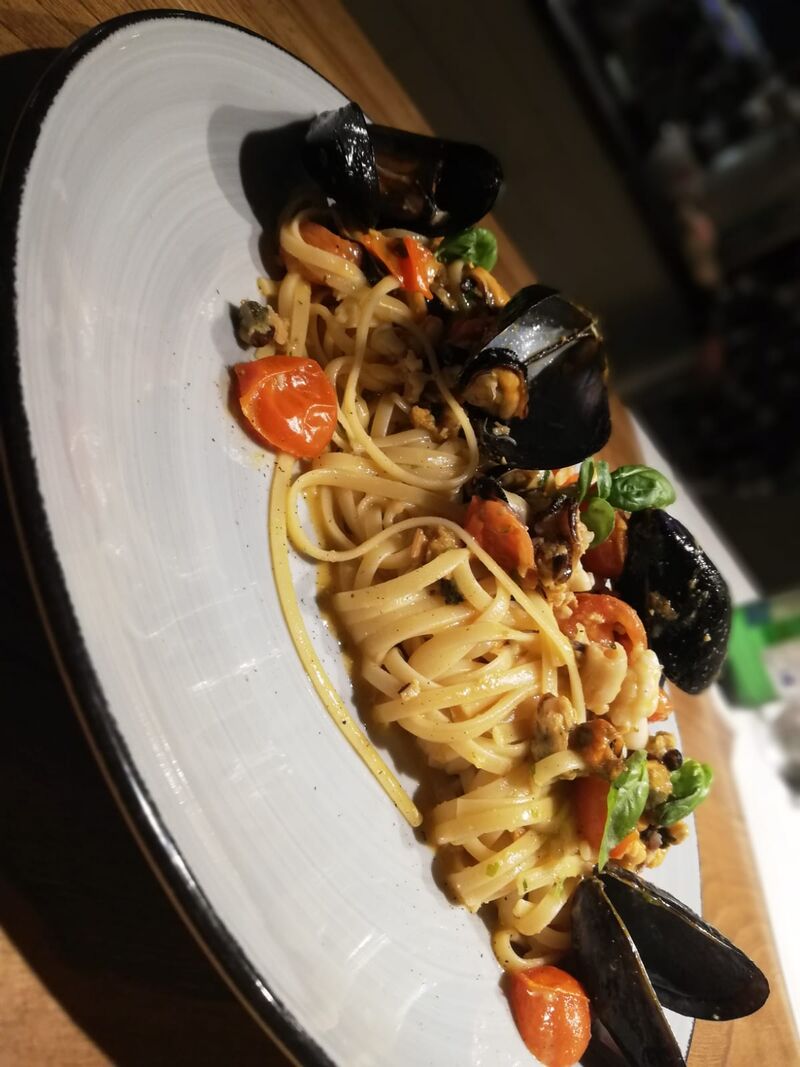 LINGUINE AI FRUTTI DI MARE - Linguine with seafood