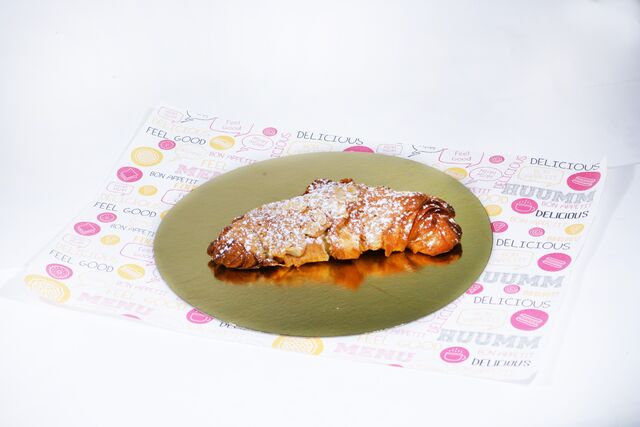 Croissant aux amandes 1.30euros