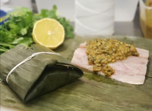 Papillote de Mahi-Mahi en feuille de bananier.