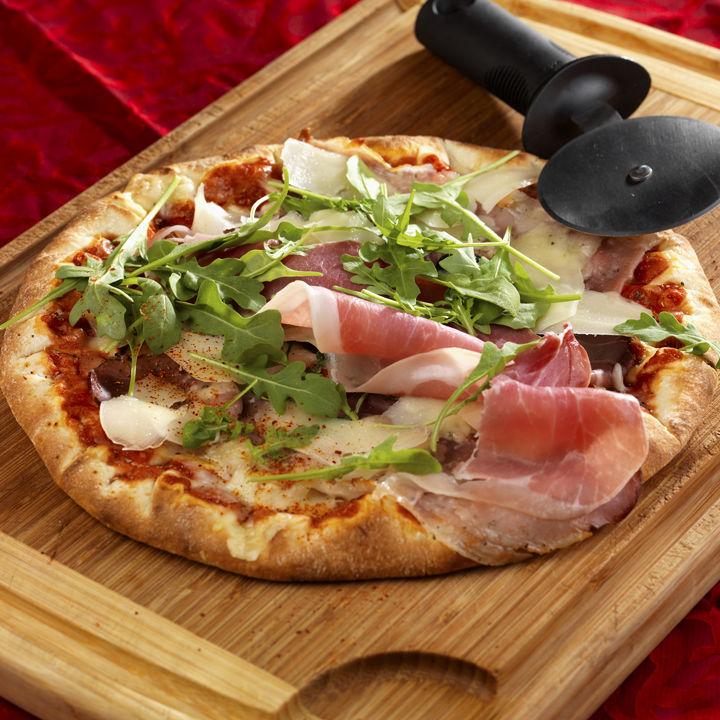 la jambon de parme un vrai régal ..sans égal ! Le haut de gamme avec de la vrai mozza ,les meilleures farines d'Italie !