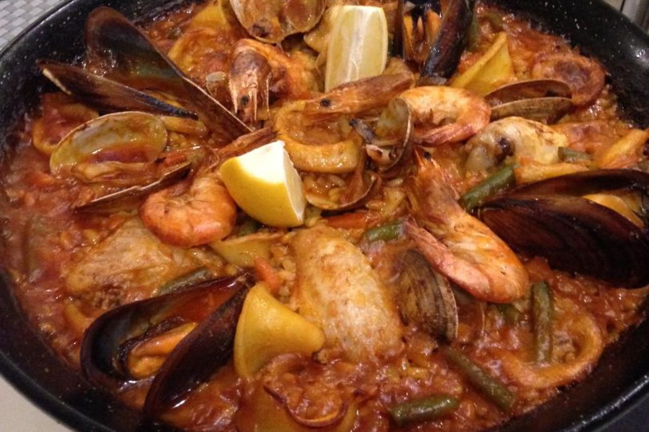 Paella Mixta