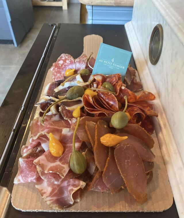 planche apéro sur commande 20 euros.