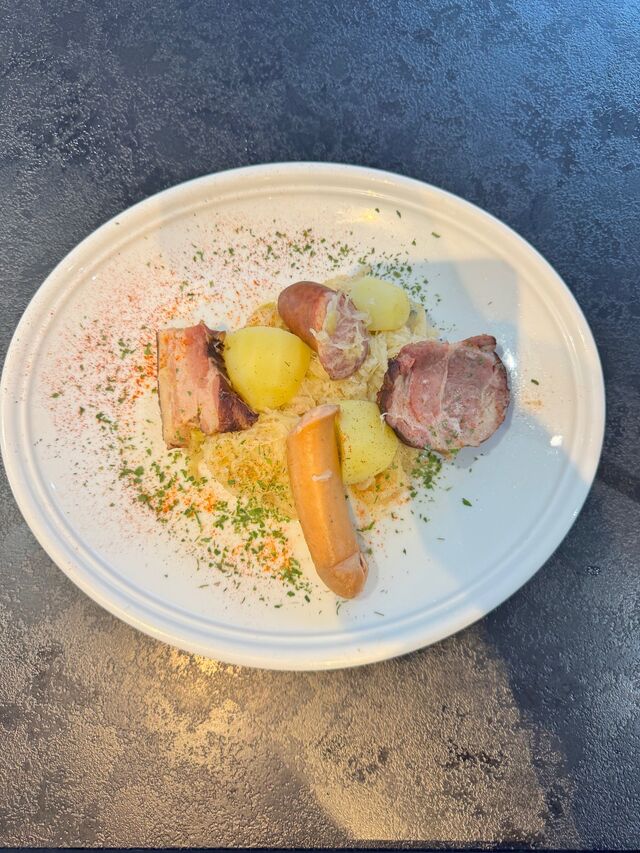 Choucroute Alsacienne