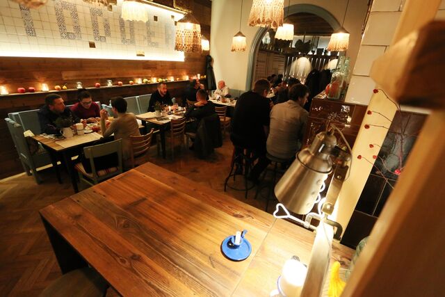 Sala zwana stodołą ze względu na specyficzny wystrój.