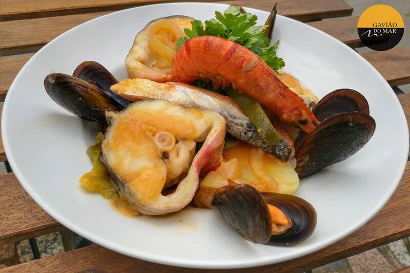 Caldeirada de peixe à pescador 