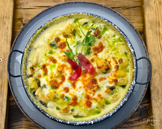 Riccottás spenótos gnocchi csirkemellel