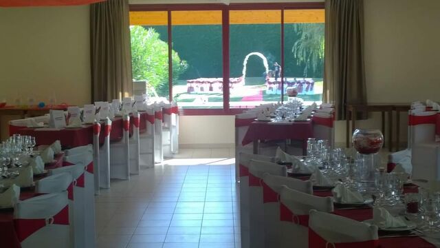 Mariage blanc et rouge