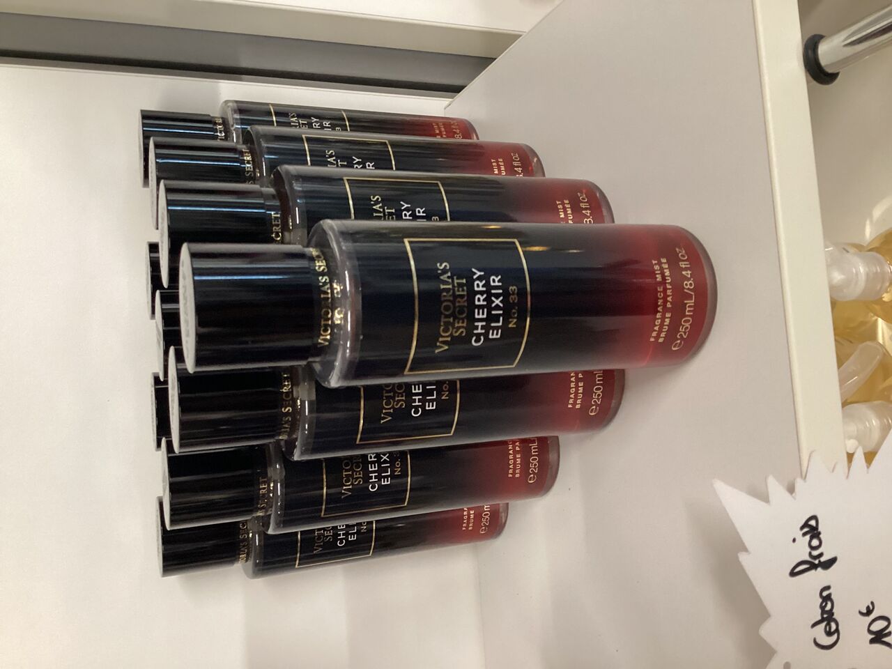 15€No: 33 cherry elixir Victoria’s Secret 