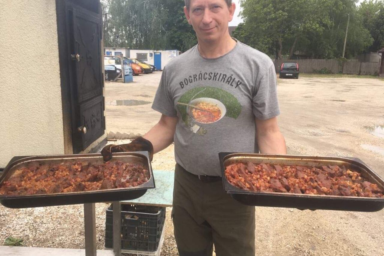 Főzni mindenki tud, de kemencében sütni csak kevesen.