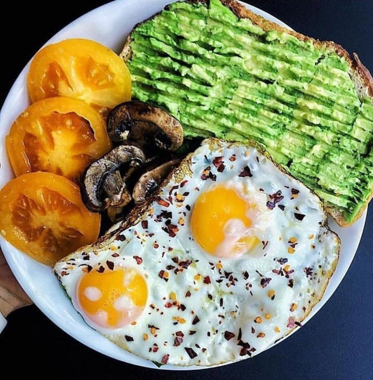 El desayuno es la comida ma importante de día y hay que comer lo mejor posible