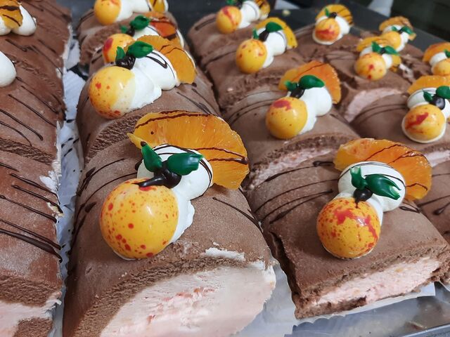 #15 Biskuitrolle mit Orangensahne