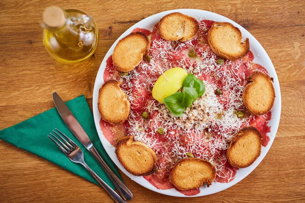 Urocza włoska restauracja doskonale położona!
