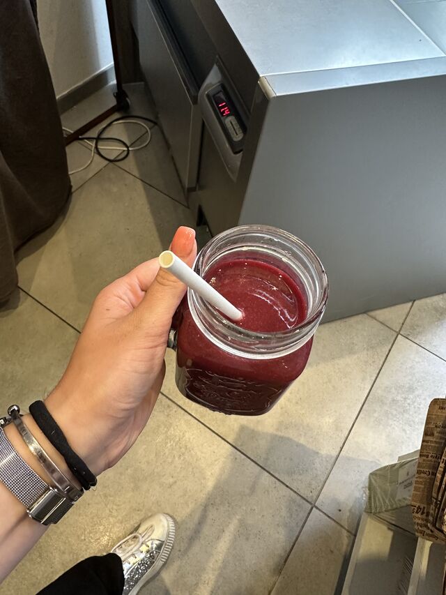 Jus du jour : mur, fraise, griotte 