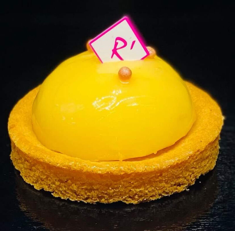 Tarte au Citron :
Sablé breton garni de crème au citron.