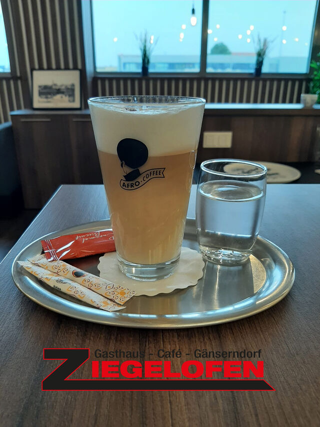 Afro Kaffee und Tee, erhältlich bei uns im Ziegelofen