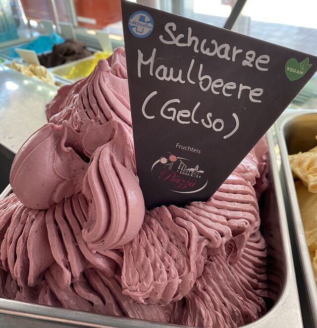 Schwarze Maulbeere
Gelso nero
