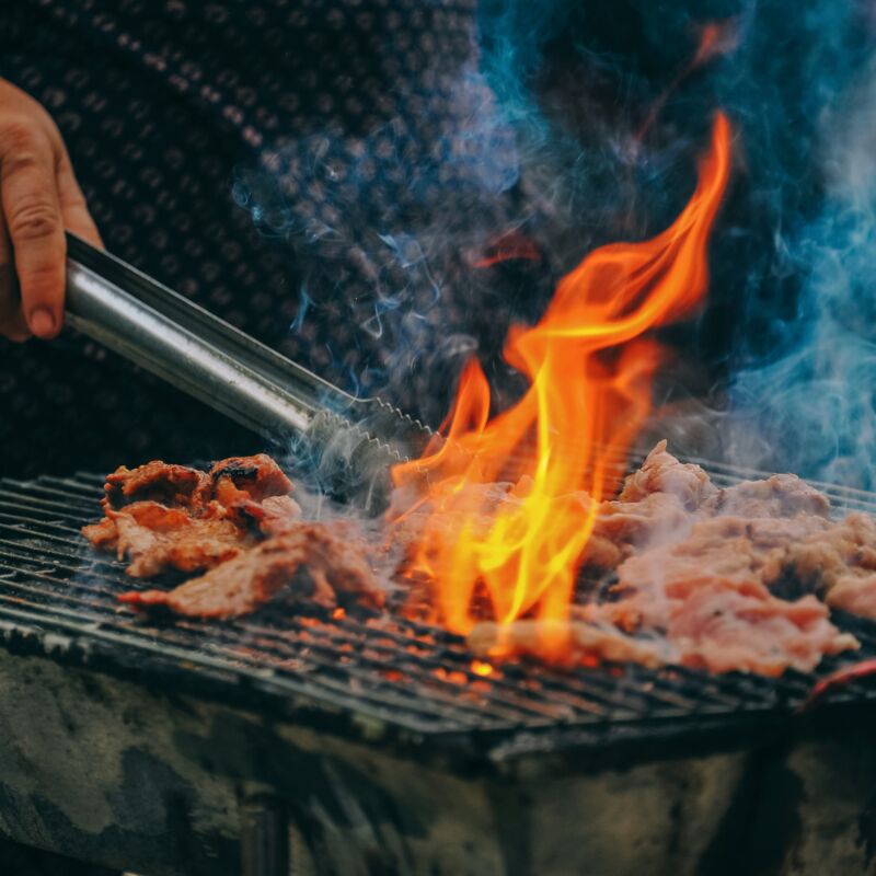 Une cuisine unique au brasero pour un maximum de goût !
