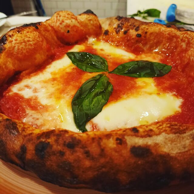 PIZZA MARGHERITA SAN MARZANO 