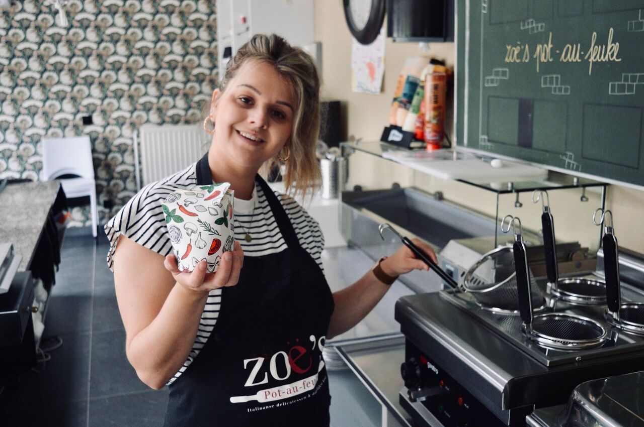 Warme pasta's in pastabekers - groot €9 klein €7