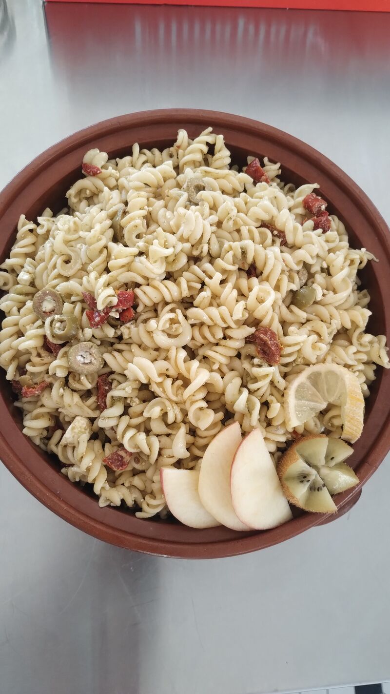 Salade de pâtes feta tomates séchées