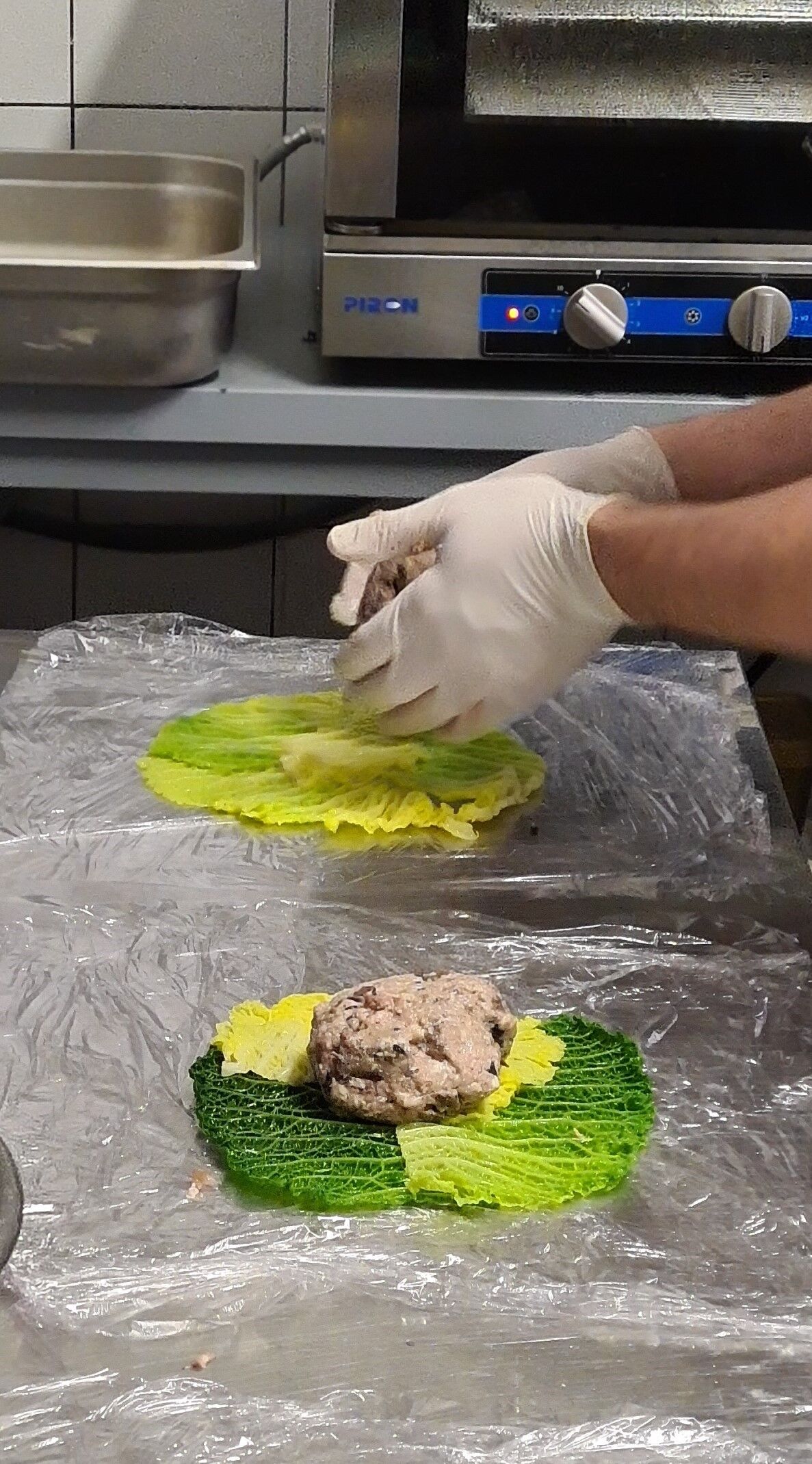 Préparation des choux farcis