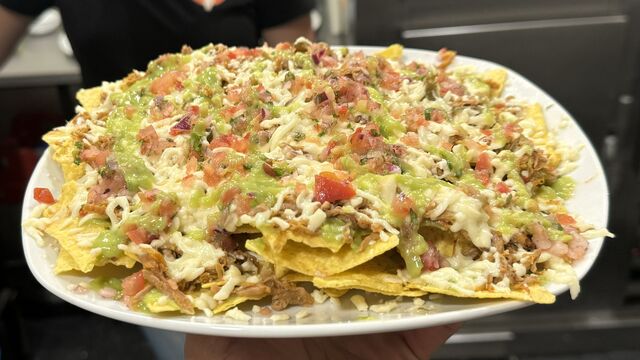 NACHOS ESPECIALES