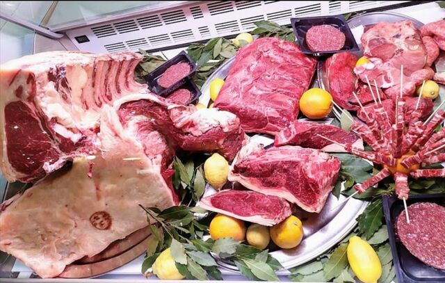 Scelta di carne alla banco fresco