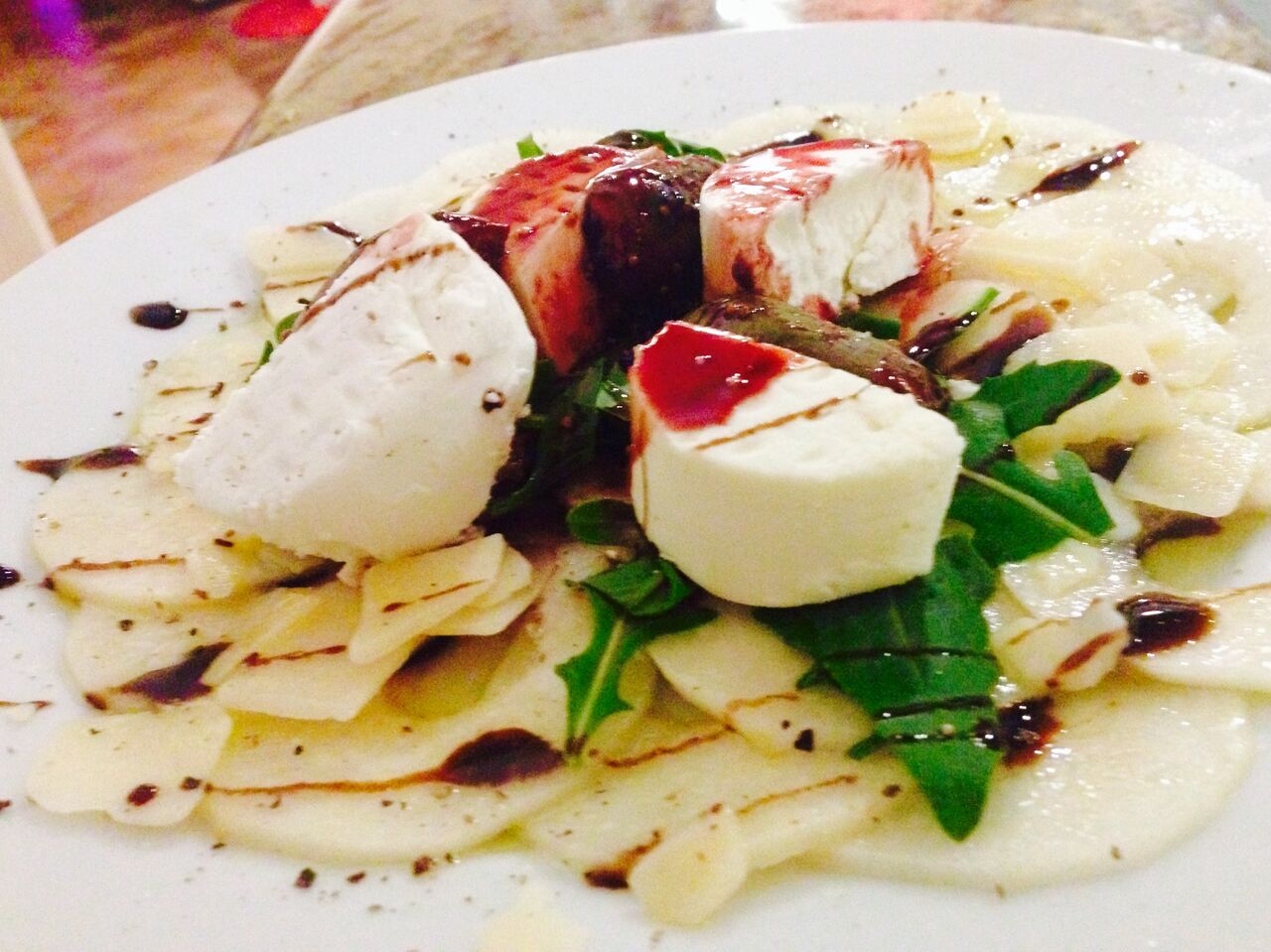 Birnen-Carpaccio mit Ziegenkäse 