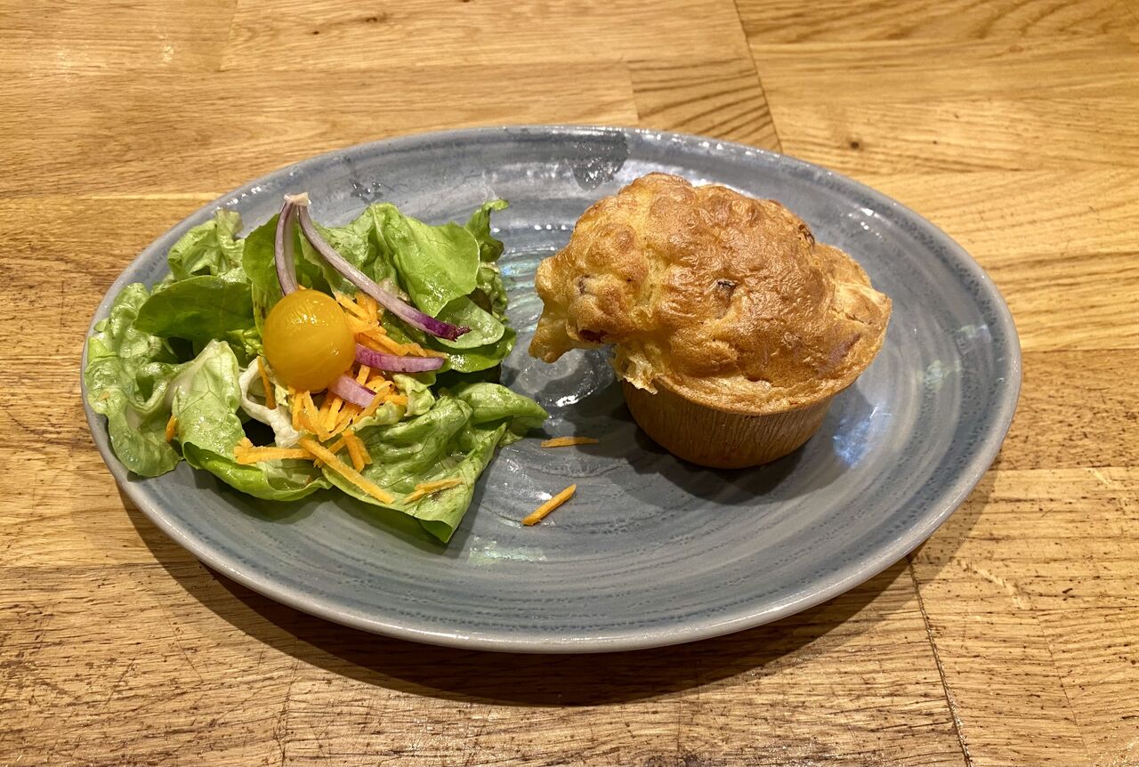 Cake camembert lardons