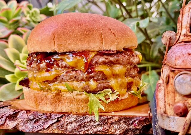 Burger Triple Supreme