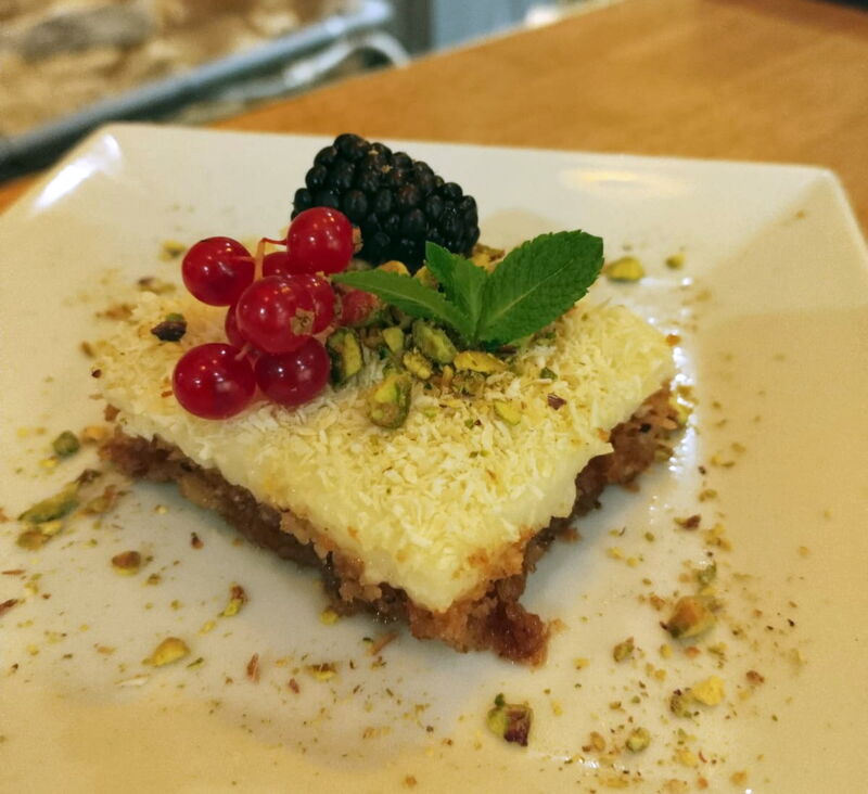 Gâteau chypriote (concassées des noix, crème de noix de coco