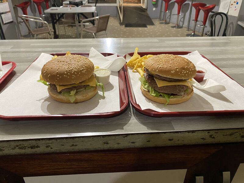 Menu Double cheese à 8,50€