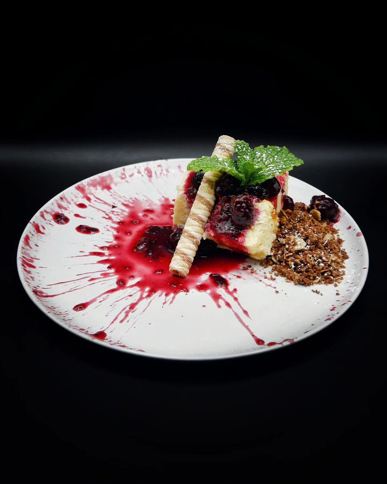 Bolo de Côco com Frutos Vermelhos