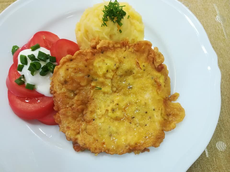 Filet z kurczaka w cieście naleśnikowym