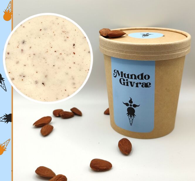 Glace aux amandes torrefiées