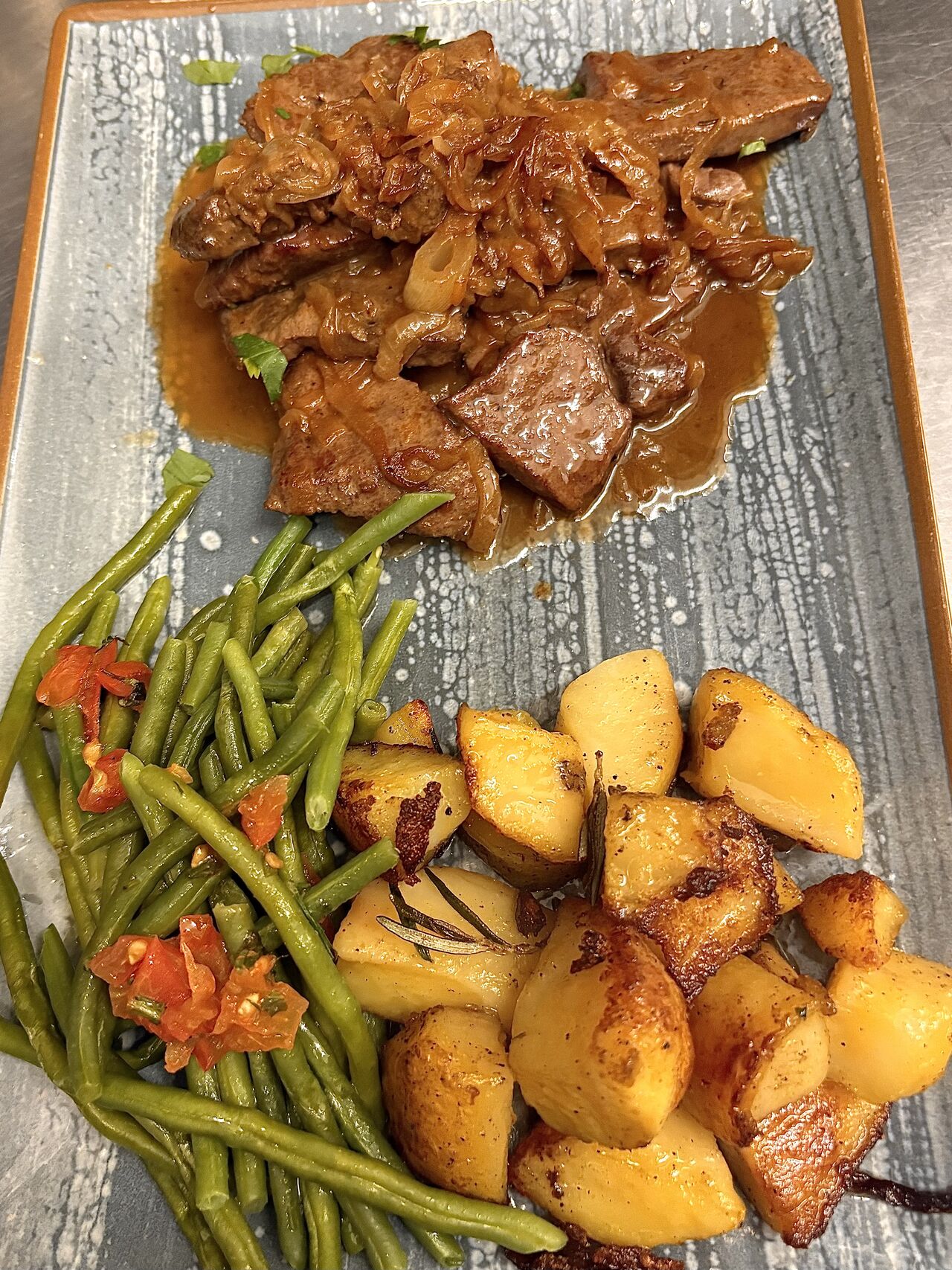 Kalbsleber venezianische Art