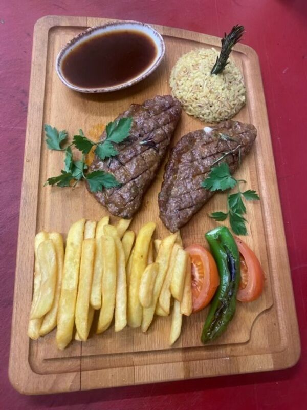 Kasarli kofte
(boulettes de viande au chedar)