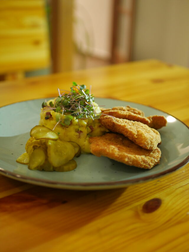 Smažené vepřové řízečky z panenky, bramborová kaše