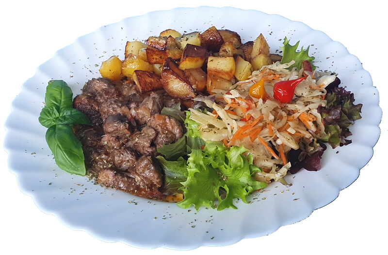 Rindergulasch mit Bratkartoffeln