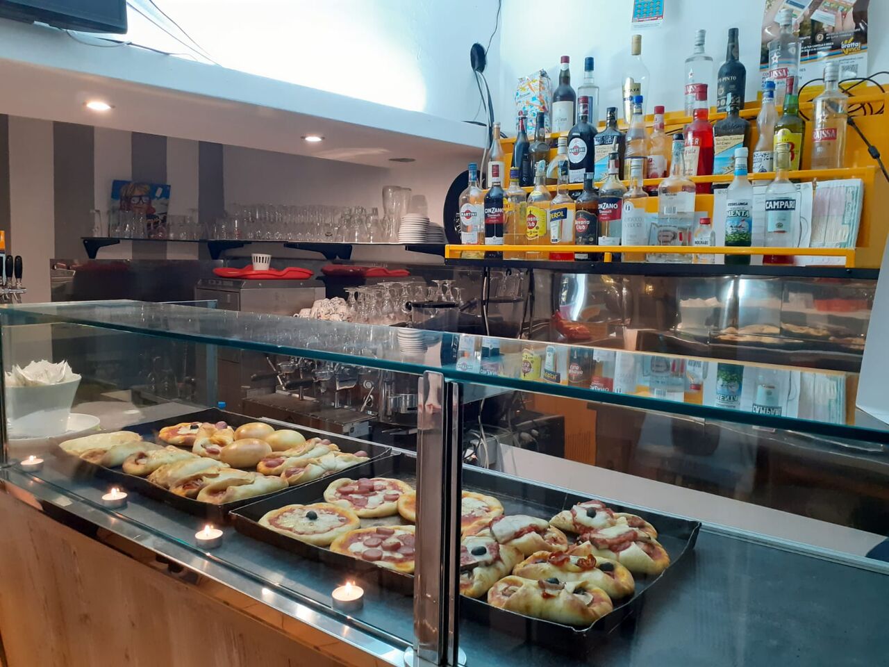 Pizzeria_il_peperoncino_pizza_002