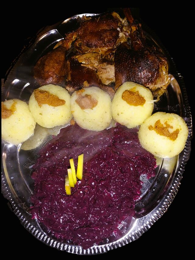 Gänsebraten von Nov. bis Dez.