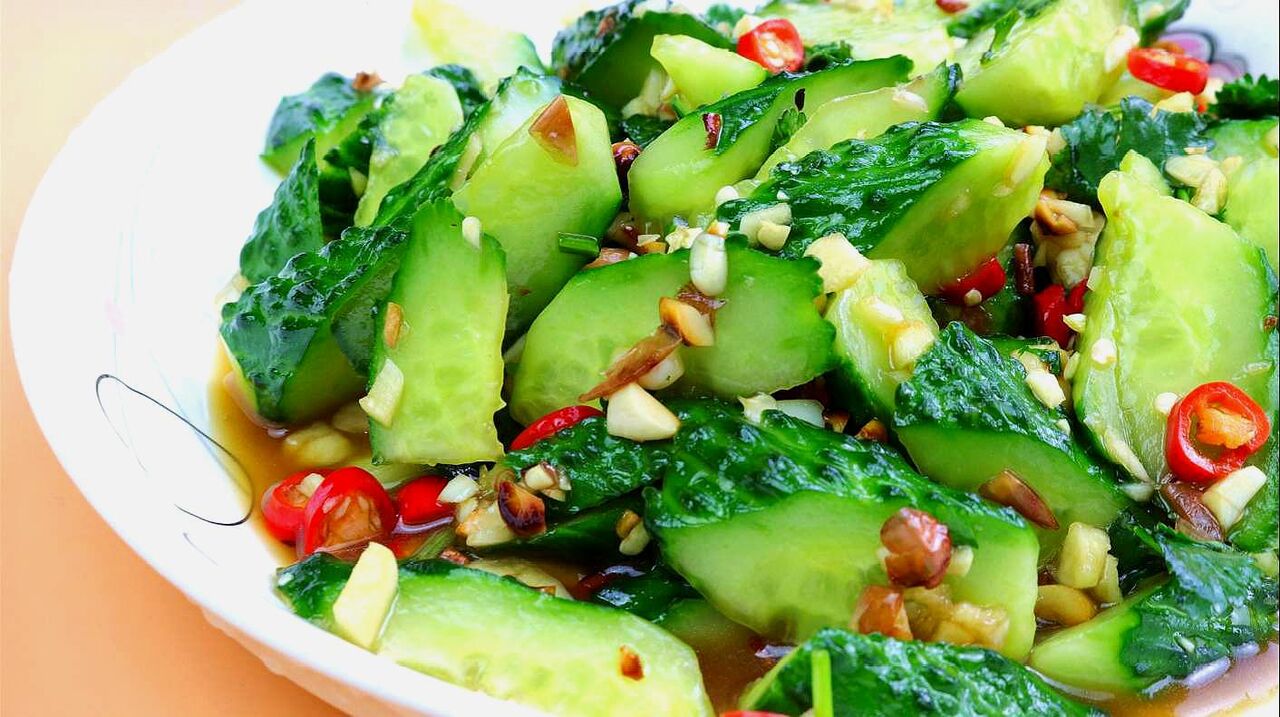 Salade des concombres