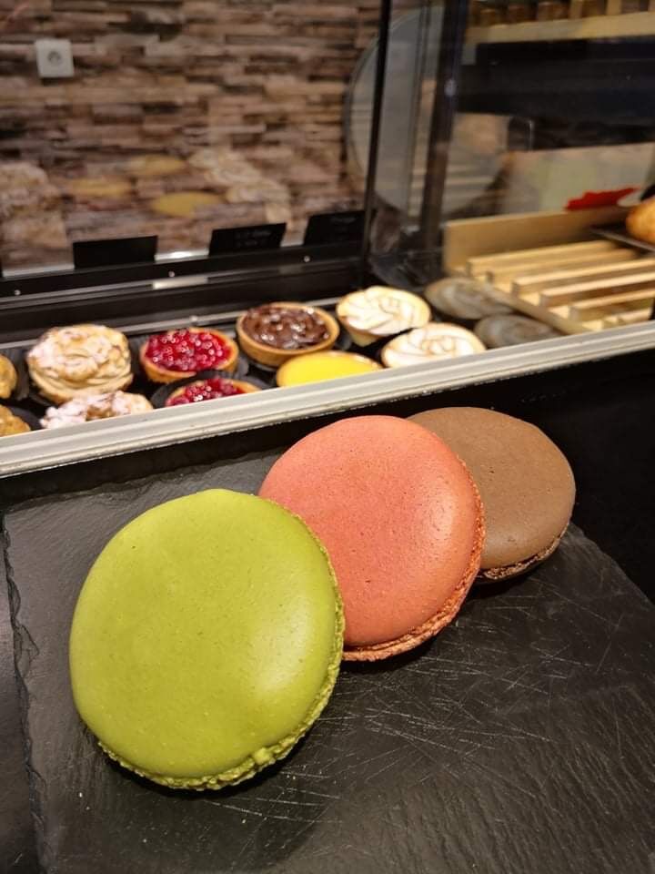 Gros Macaron : Pistache / Chocolat / Framboise 