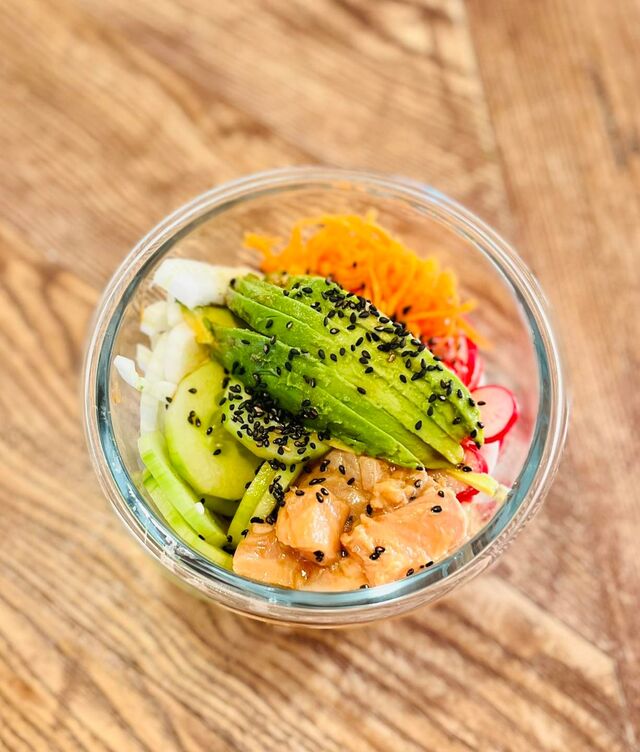 poké bowl saumon