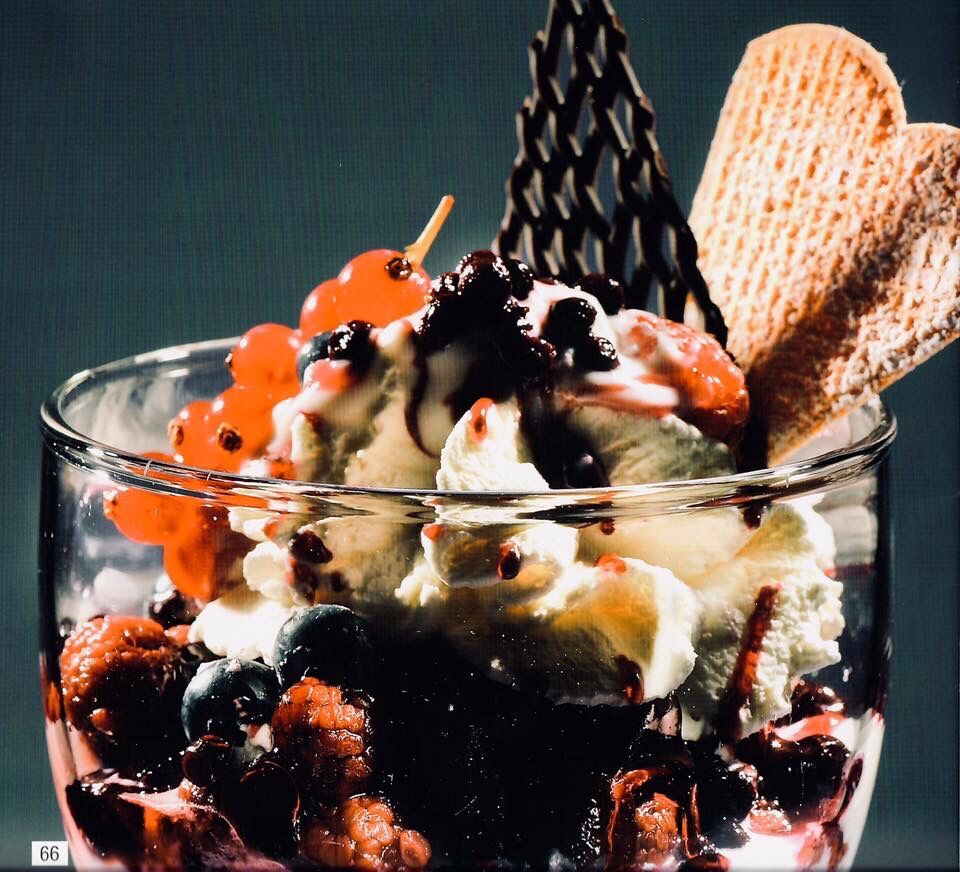 Joghurt Eisbecher