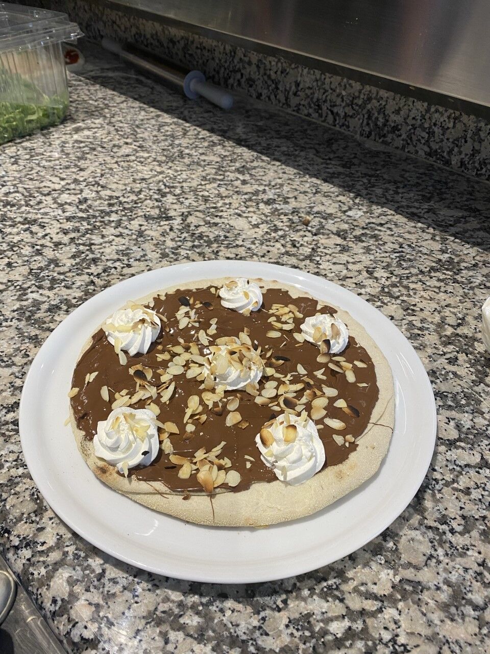 Pizza nutella... il y a toujours une petite place pour elle!!