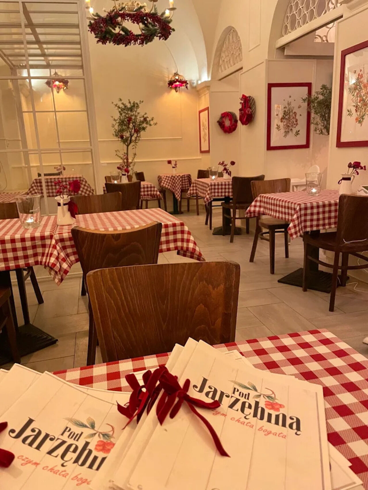 Pod jarzębiną ul. Piwna 27